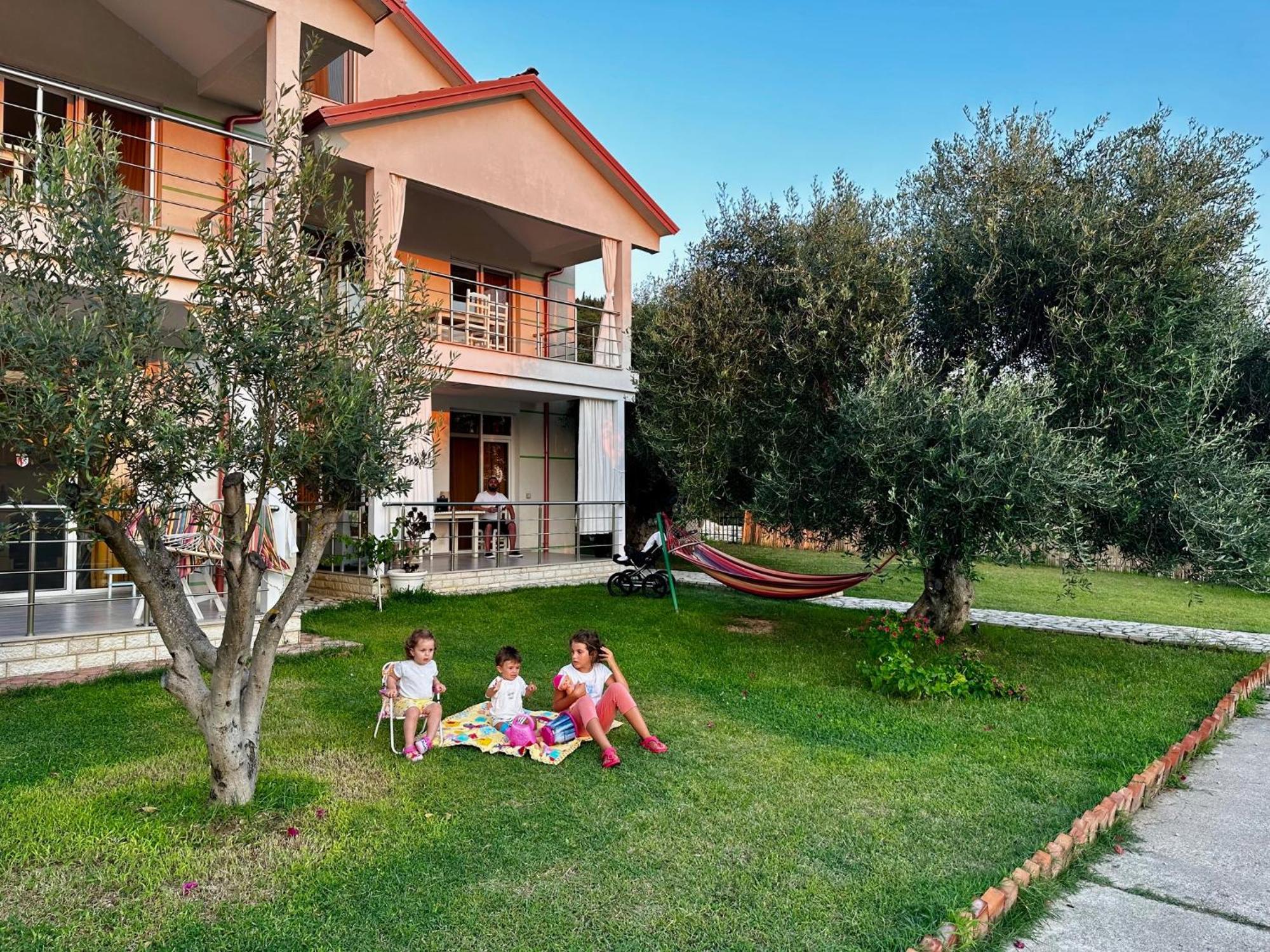 Aria Prive Himare Exterior foto