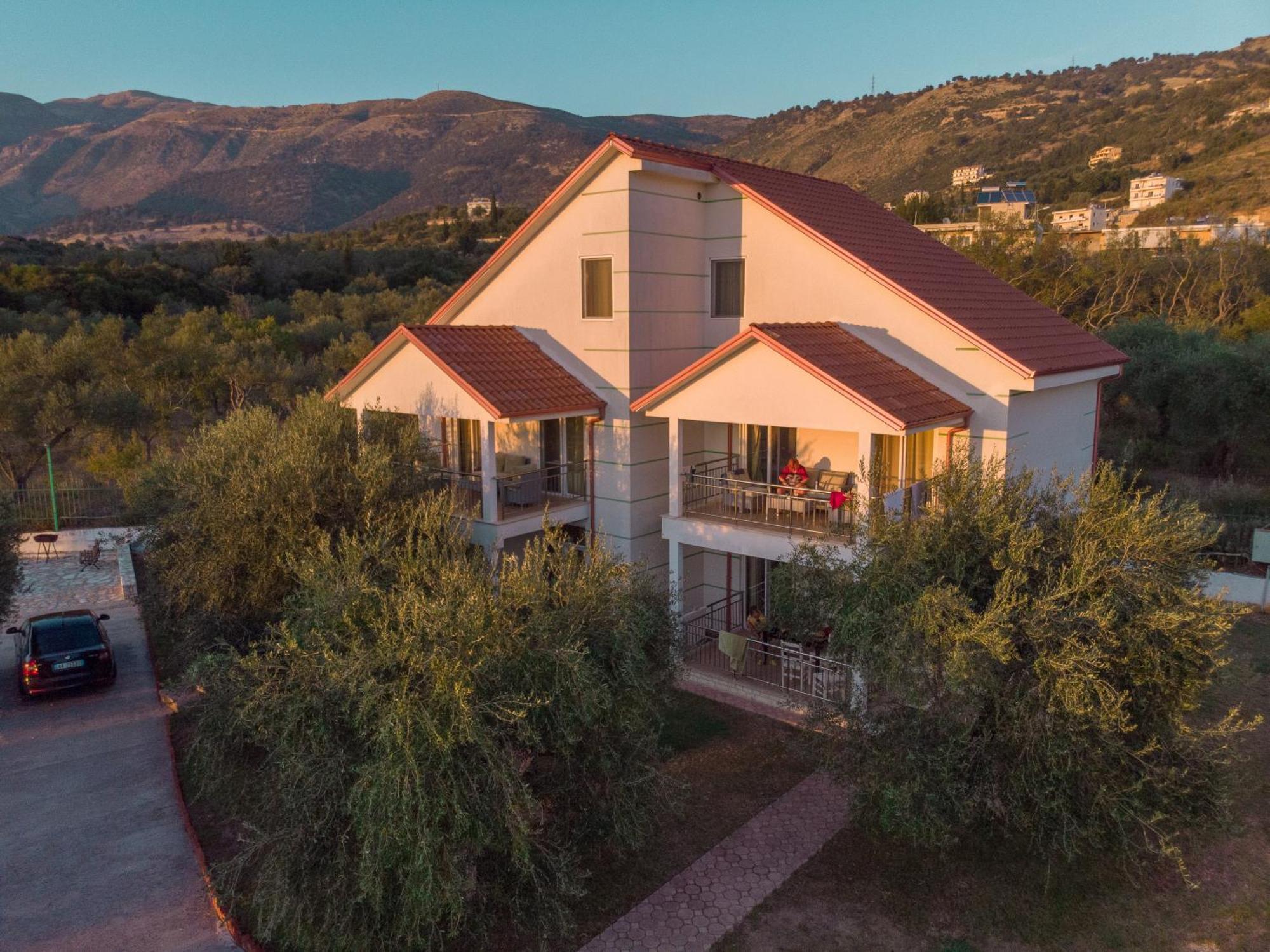 Aria Prive Himare Exterior foto
