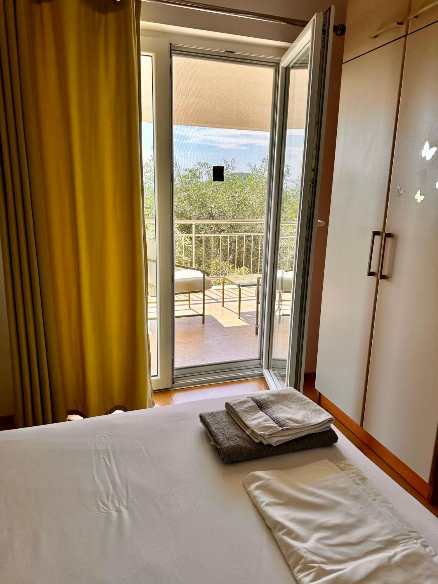 Aria Prive Himare Exterior foto